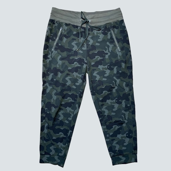 Anthropologie Pants - MARRAKECH Anthropologie Camo Joggers Size 8 Like New